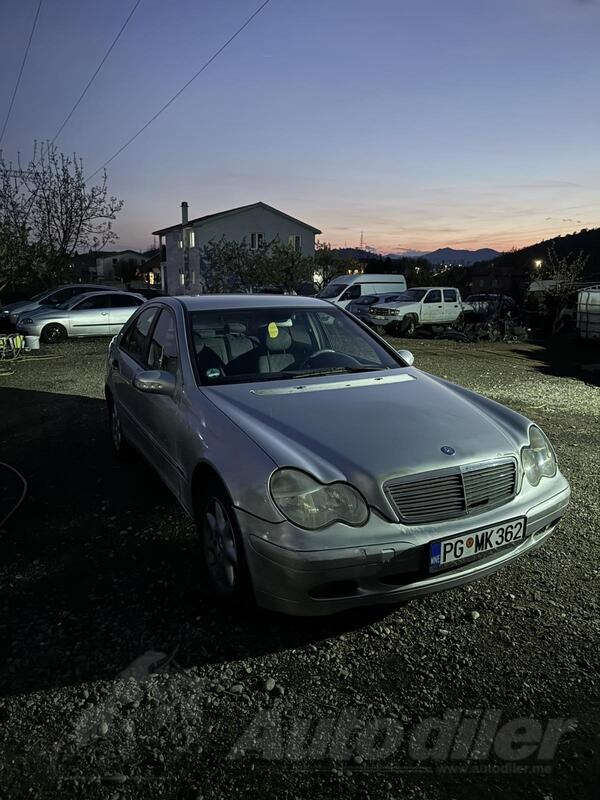Mercedes Benz - 200 - 200cdi