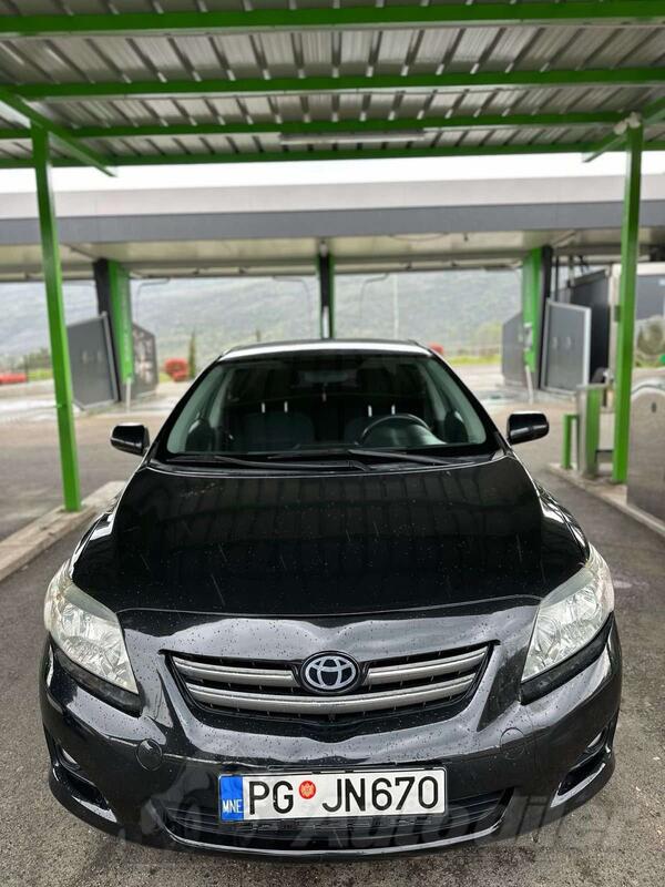 Toyota - Corolla - 2.2 D4D