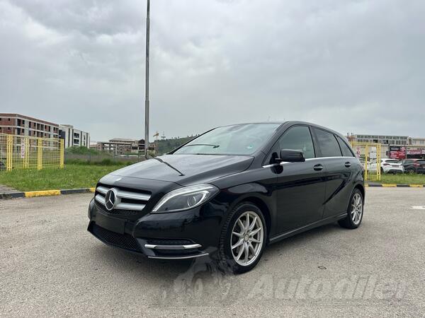 Mercedes Benz - B 180 - Automatik