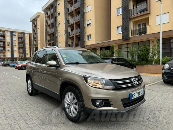 Volkswagen - Tiguan - 2.0 tdi