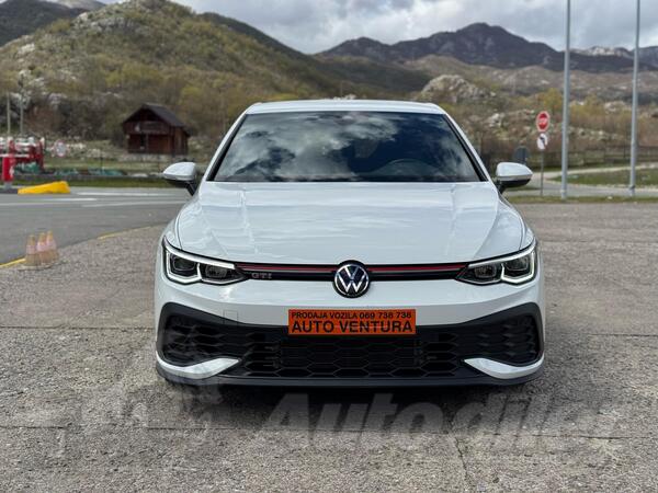 Volkswagen - Golf 8 - CLUBSPORT 300 KS