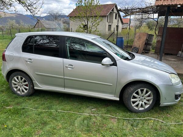 Volkswagen - Golf 5 - 1.9
