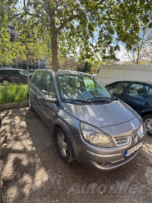Renault - Scenic - 1.5 DCI