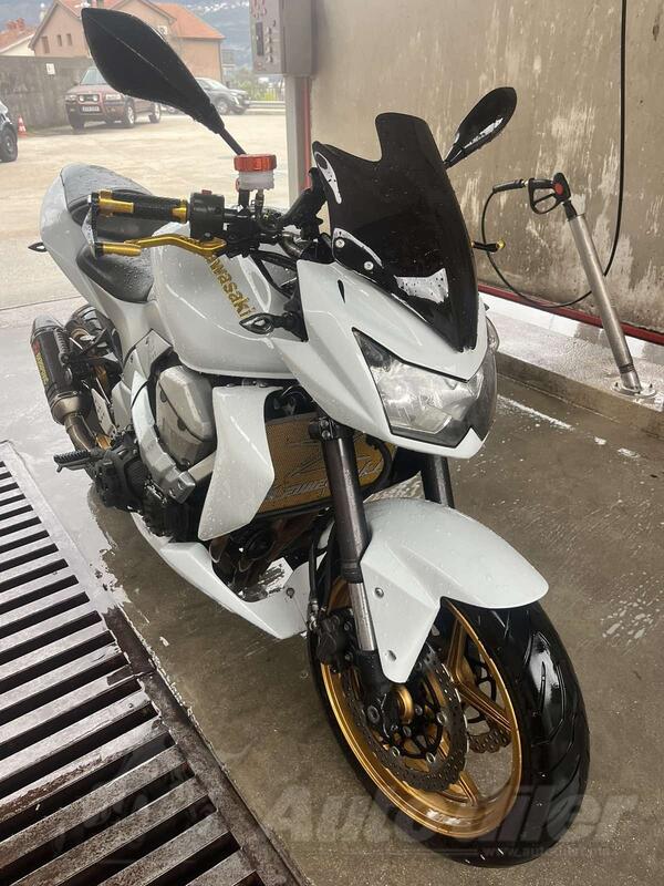 Kawasaki - z750