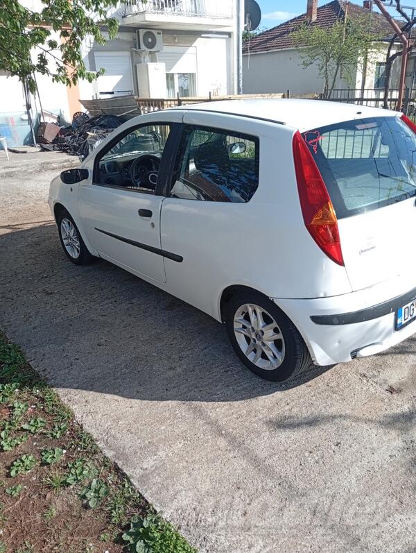 Fiat - Punto - .1.2 i