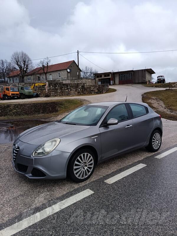 Alfa Romeo - Giulietta - 1.6 jtd