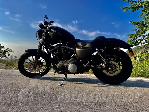 Harley-Davidson - Sportster