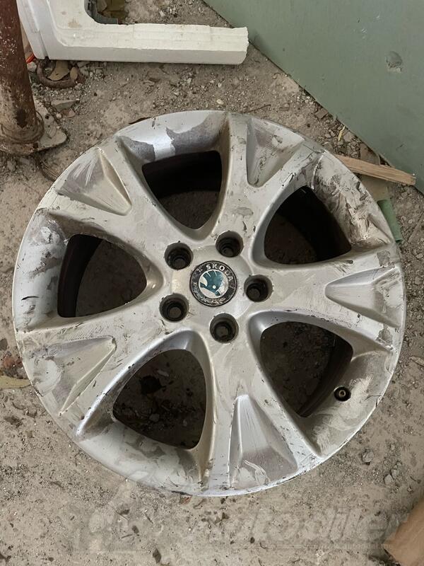 Fabričke - 3 originalne Škoda aluminijumske felne - Aluminijum felne