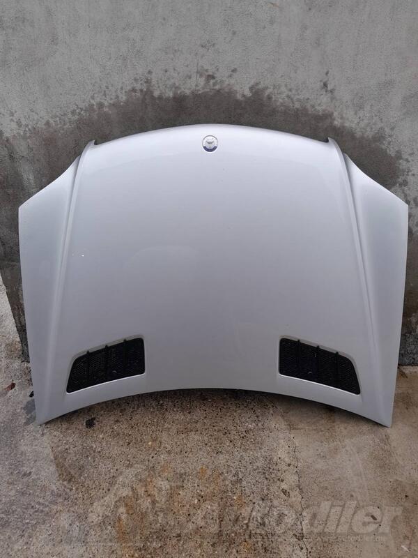 Poklopac motora za ML 320