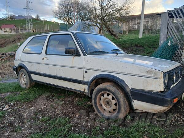 Volkswagen - Golf 2