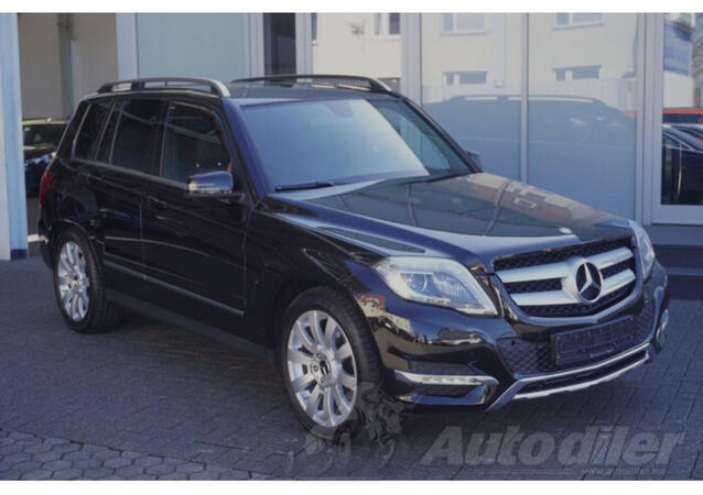 Mercedes Benz - GLK 220 - 220