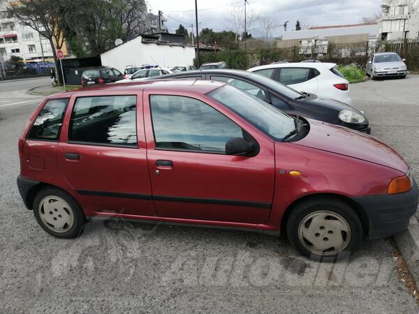 Fiat - Punto - 1.3 benz 75 S