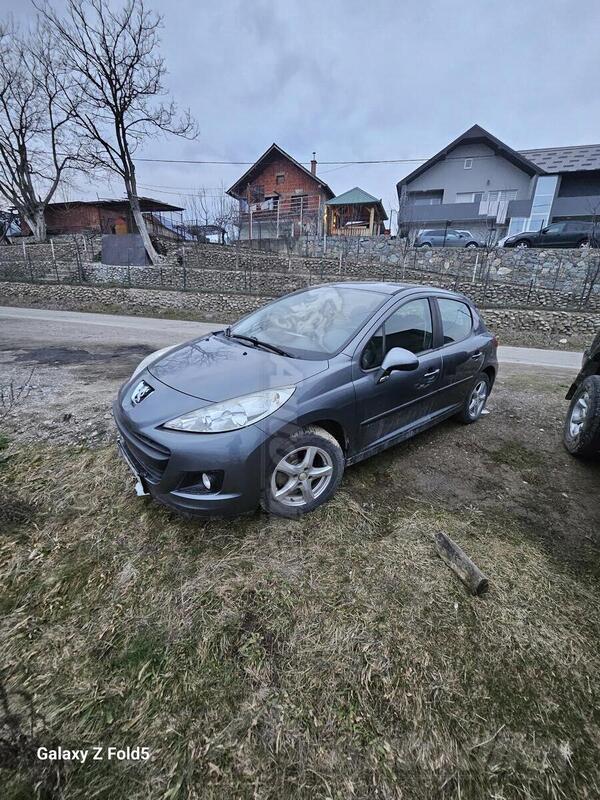 Peugeot - 207 - 1.4 HDI