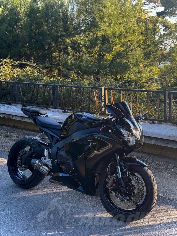 Honda - CBR1000RR