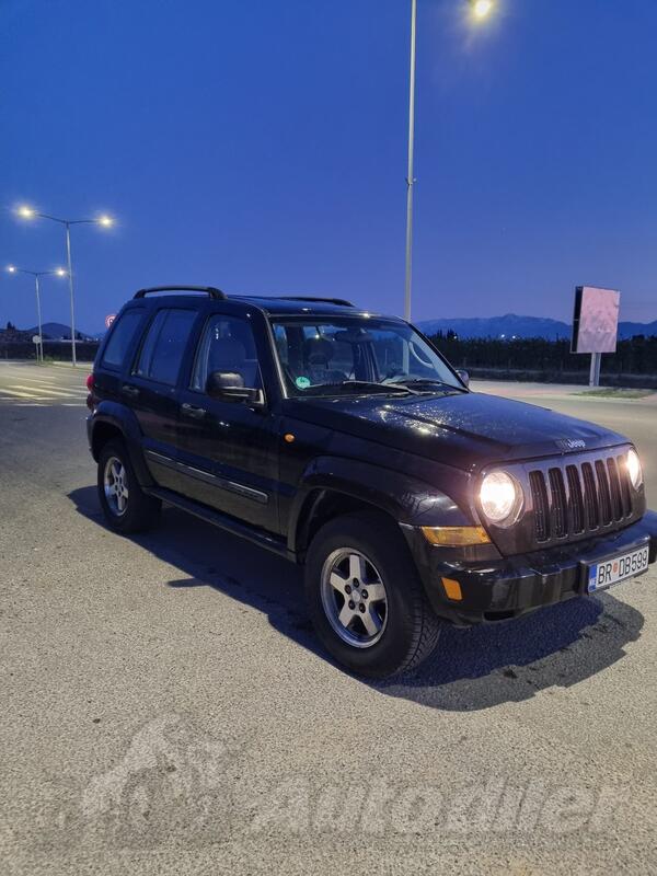 Jeep - Liberty - 2800