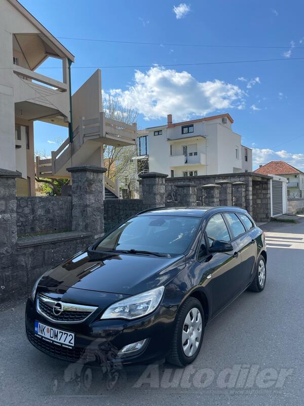 Opel - Astra - 1.3 CDTI ECOflex