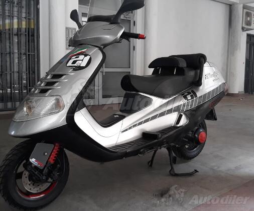 Piaggio - Hegsagon