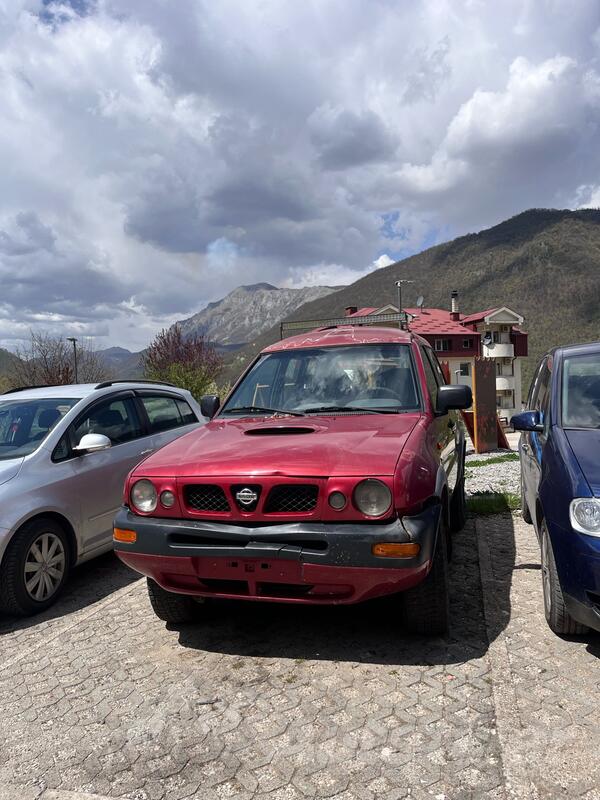 Nissan - Terrano II - 2.7