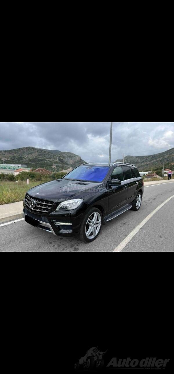 Mercedes Benz - ML 350 - ML 350 Bluetech 4matic