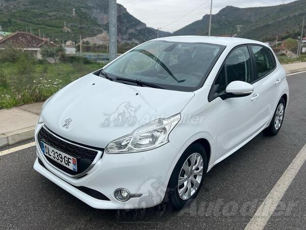 Peugeot - 208 - 1.6hdi