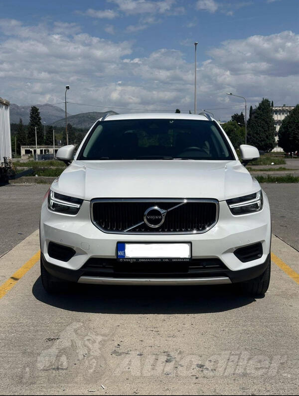 Volvo - XC 40 - 2.0