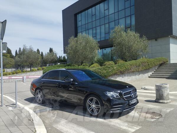 Mercedes Benz - E 200