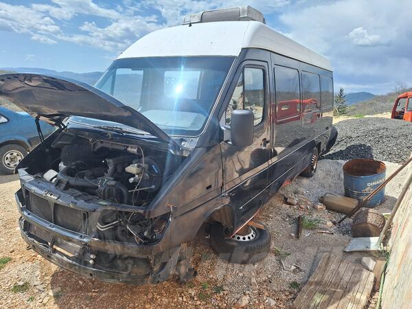 Mercedes Benz - sprinter 2.9