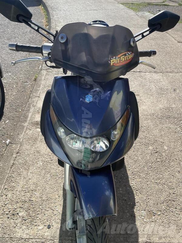 Piaggio - Beverly 125