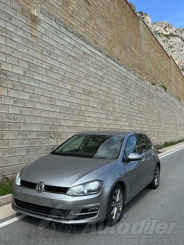 Volkswagen - Golf 7 - 1.2tsi