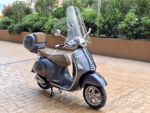 Vespa - GTS 300 HPE LED