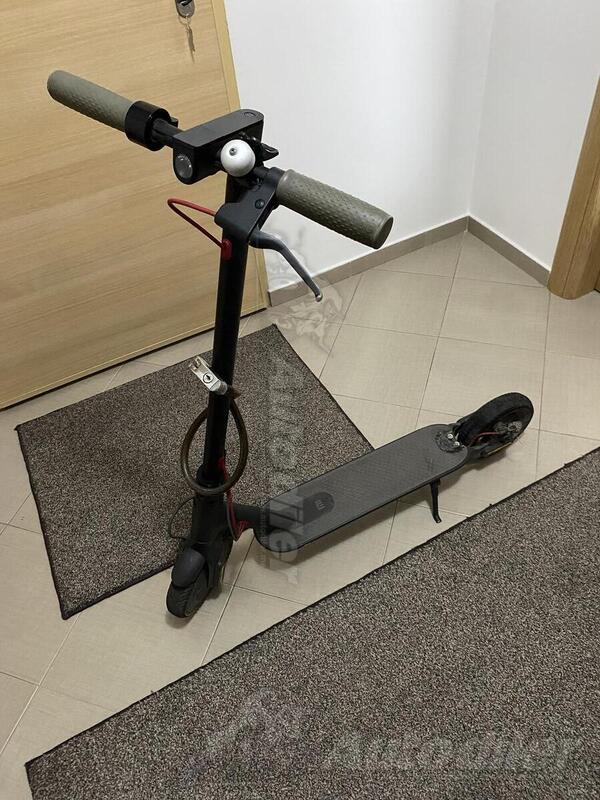 Sprint - Xiaomi Mi Electric Scooter (M365)