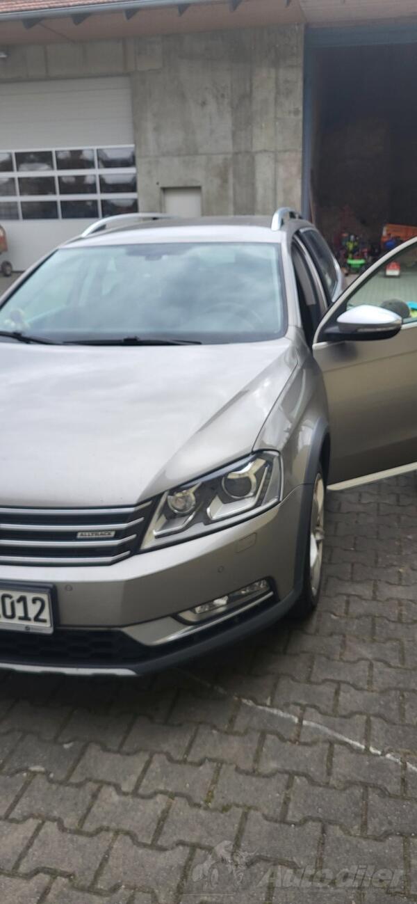 Volkswagen - Passat Alltrack - 2.0 tdi
