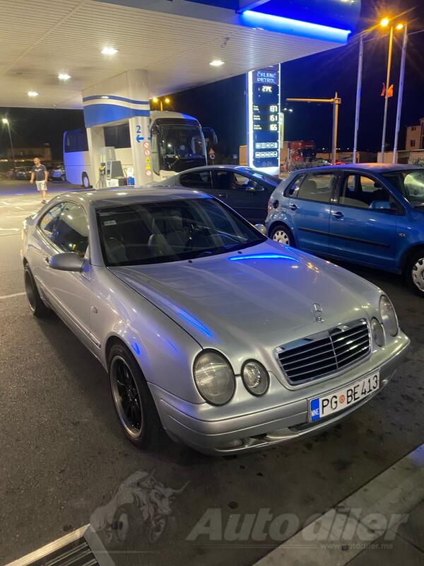 Mercedes Benz - CLK 200