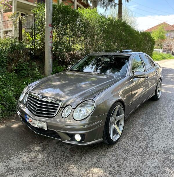 Mercedes Benz - E 200 - CDI