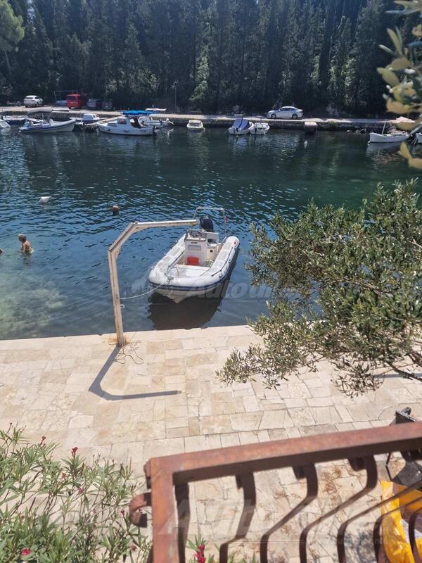 Ostalo - Valiant 520