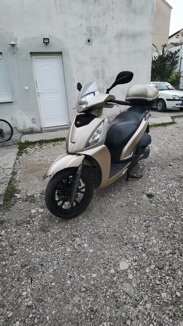 Kymco - People GT300i