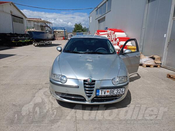 Alfa Romeo - 147 - 1.9 8v jdm