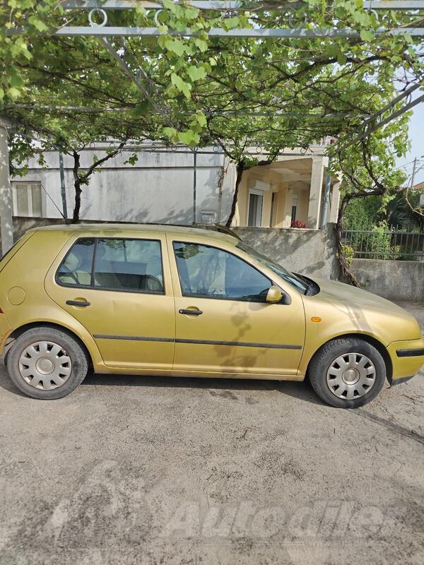 Volkswagen - Golf 4 - 1.9tdi
