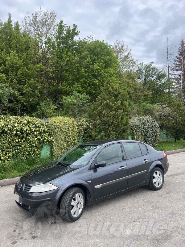 Renault - Megane