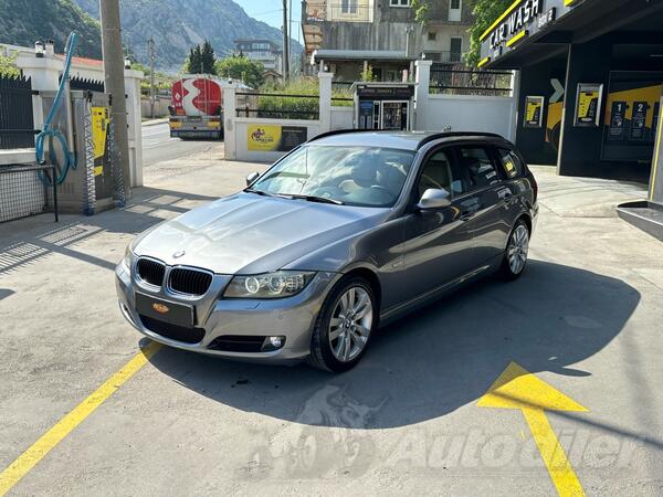 BMW - 320