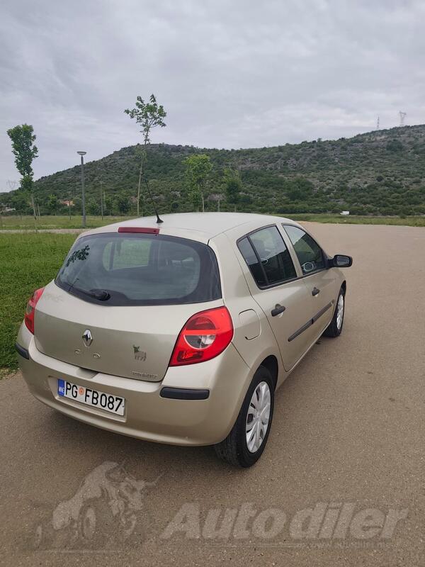 Renault - Clio - 1.2