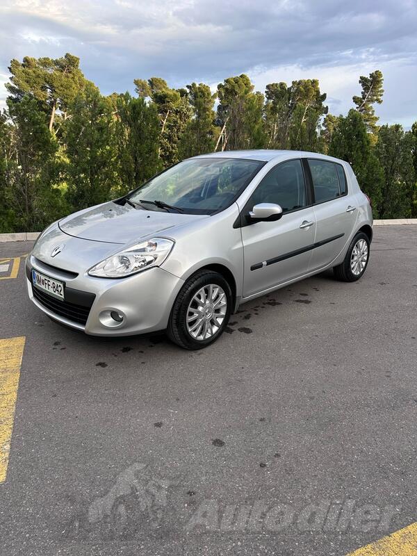 Renault - Clio - 1.5 dci