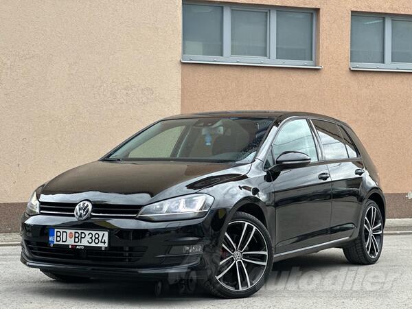Volkswagen - Golf 7 - DSG Highline