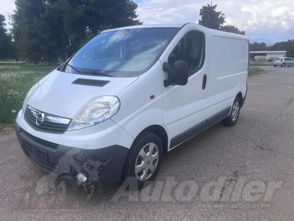 Opel - VIVARO 2.0 CDTI