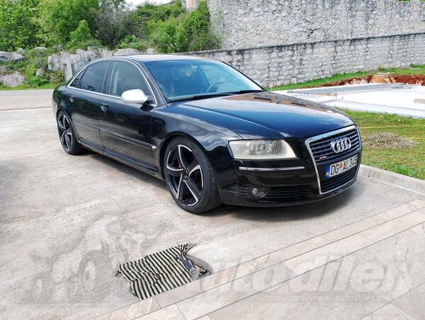 Audi - A8 - 3.0 TDI QUATTRO