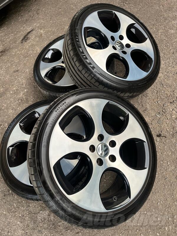 Fabričke felne i 225 40 18 gume