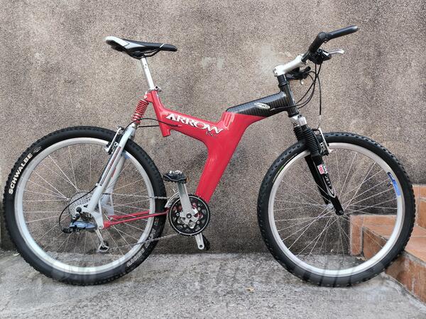 Shimano - Arrow Carbon