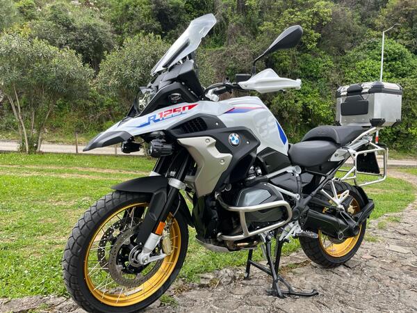 BMW - GS 1250 R