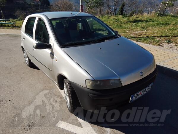 Fiat - Punto - 1.2 - 8v