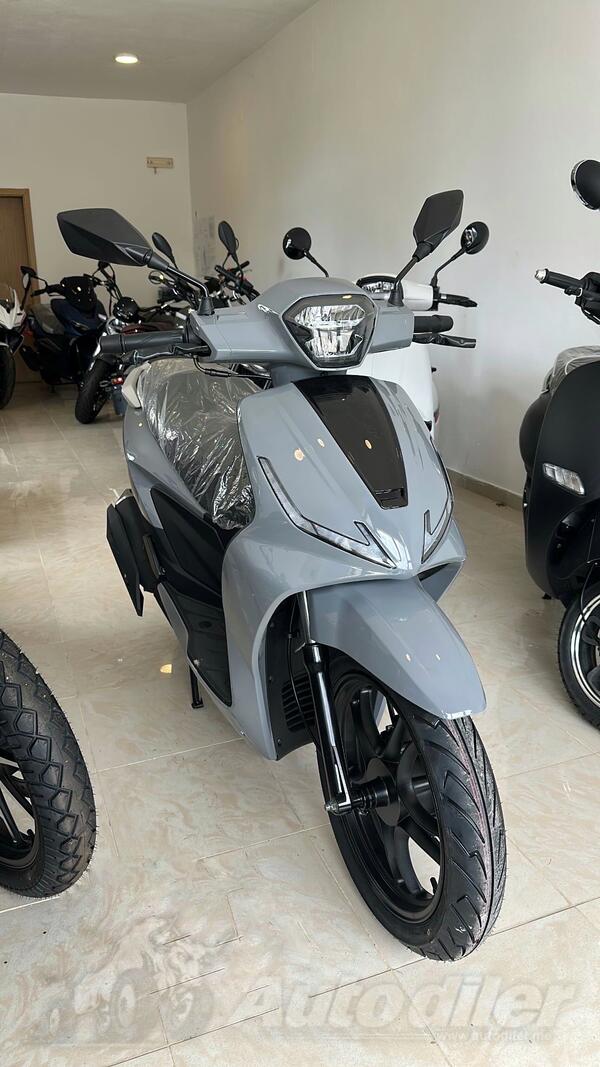 KSR Moto - Coral 125 Euro5